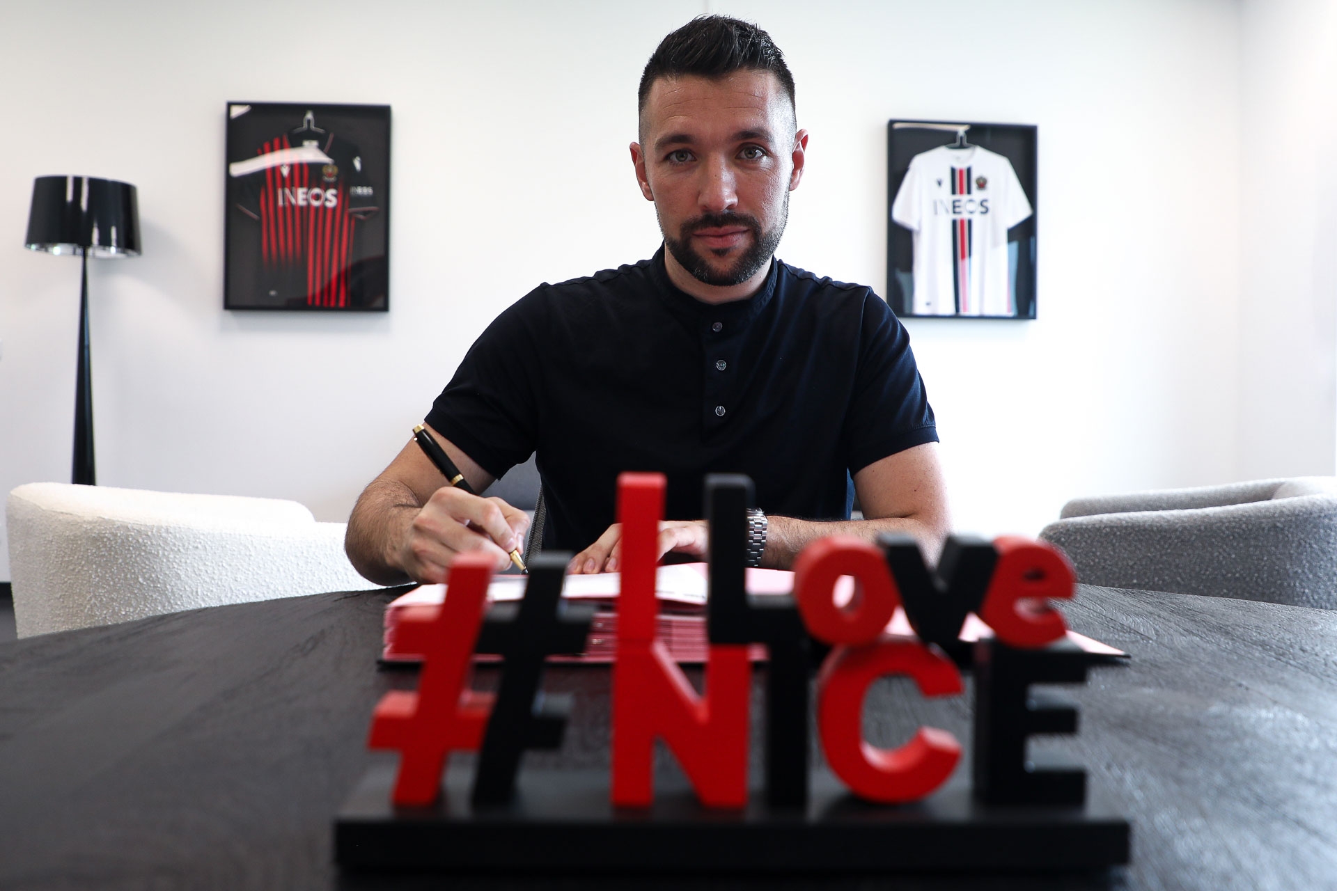 城佳电动产品画册设计欣赏_东莞品牌设计公司案例